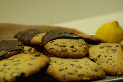 Λαχταριστά cookies με σοκολάτα... Ποιος θα τα γευτεί;